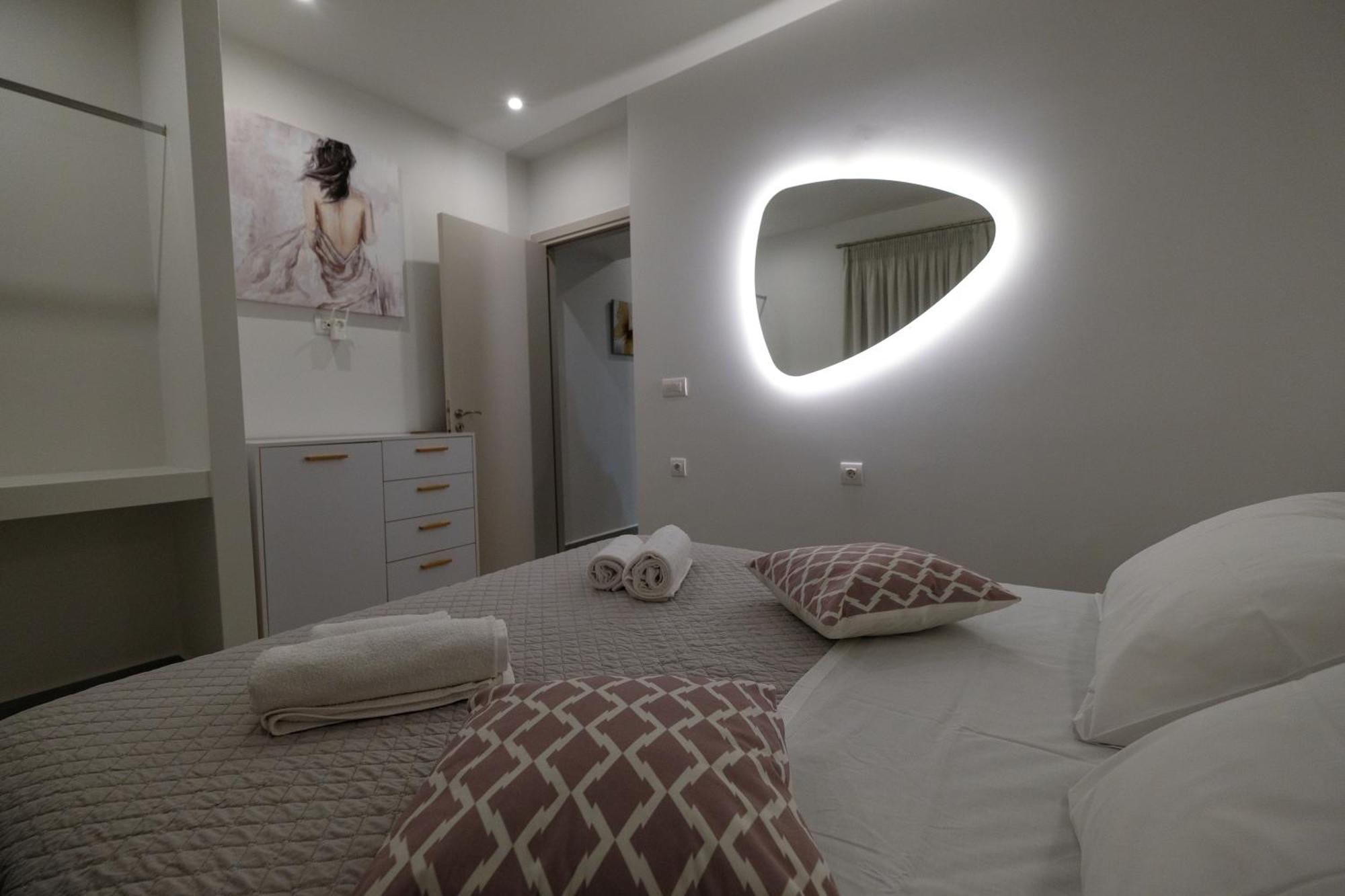 Rhodes Retreat: Modern Comfort In Serene Luxury Rhodes City Exteriér fotografie